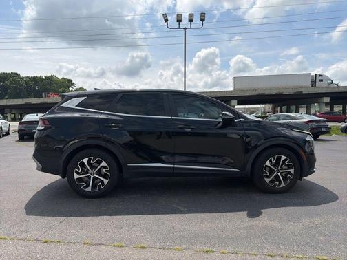 Ebony Black 2023 Kia Sportage EX