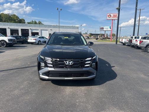 Phantom Black 2026 Hyundai TUCSON SEL Premium