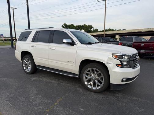 Iridescent Pearl Tricoat 2018 Chevrolet Tahoe Premier