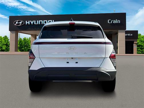 2026 Hyundai KONA SE