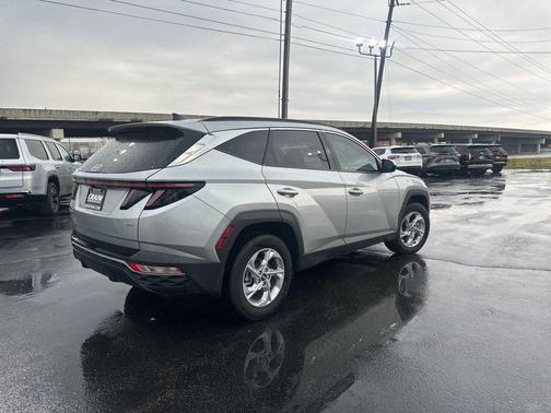 Shimmering Silver 2023 Hyundai TUCSON SEL