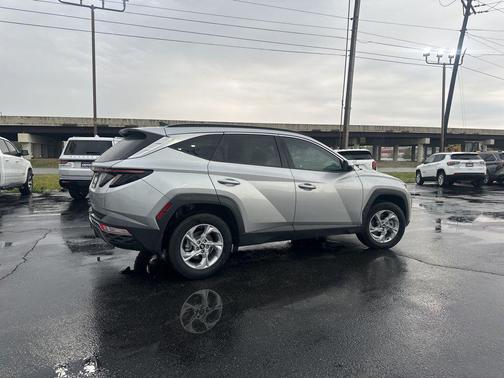 Shimmering Silver 2023 Hyundai TUCSON SEL