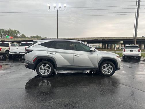 Shimmering Silver 2023 Hyundai TUCSON SEL