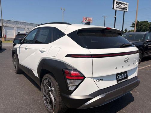 Atlas White 2026 Hyundai KONA SEL Premium