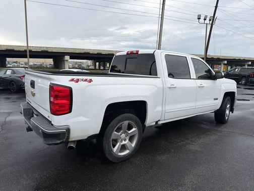 Summit White 2018 Chevrolet Silverado 1500 1LT