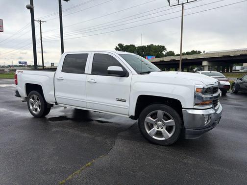 Summit White 2018 Chevrolet Silverado 1500 1LT