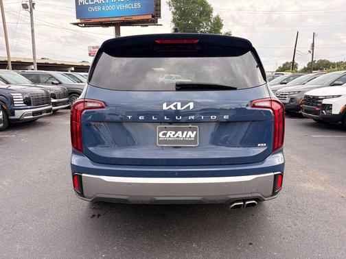 Midnight Black 2025 Kia Telluride S