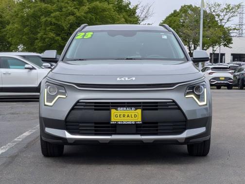 Steel Gray 2023 Kia Niro EX