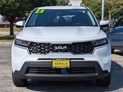 2023 Kia Sorento LX