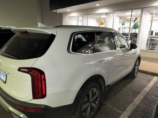 2022 Kia Telluride S