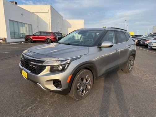 Steel Gray 2024 Kia Seltos S