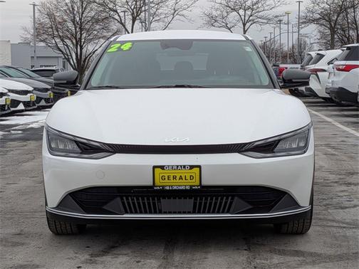 2024 Kia EV6 Light