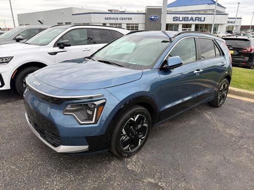 Mineral Blue 2023 Kia Niro EV Wave
