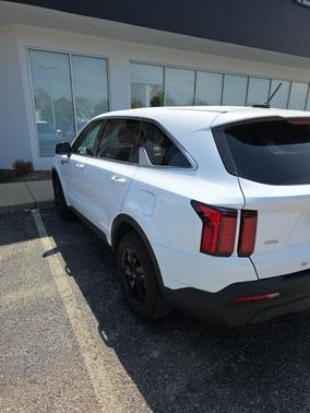 2022 Kia Sorento LX