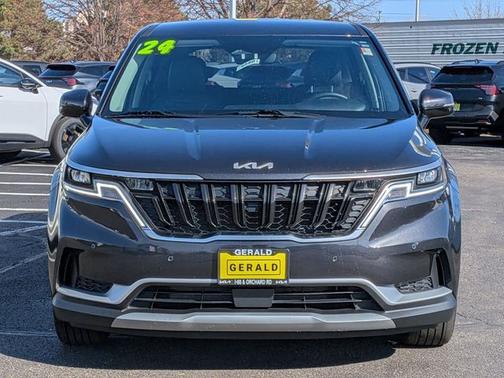 2024 Kia Carnival EX