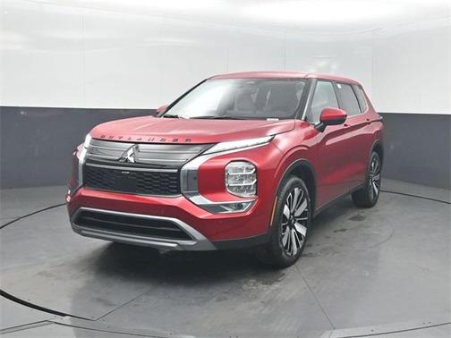 2026 Mitsubishi Outlander SE