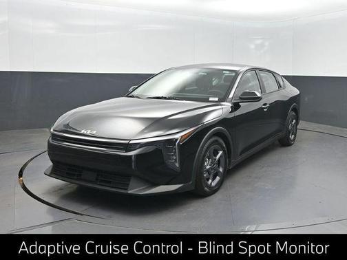 Aurora Black Pearl 2025 Kia K4