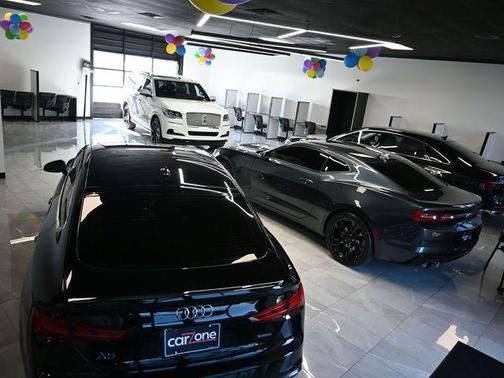 Black 2024 Chevrolet Corvette Stingray w/2LT