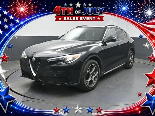 Vulcano Black Metallic 2023 Alfa Romeo Stelvio Ti