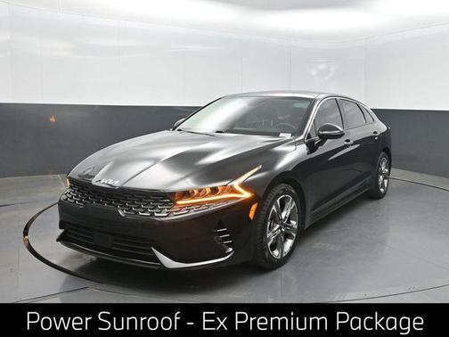 Ebony Black 2024 Kia K5 EX