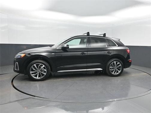 2022 Audi Q5 45 S line quattro Premium