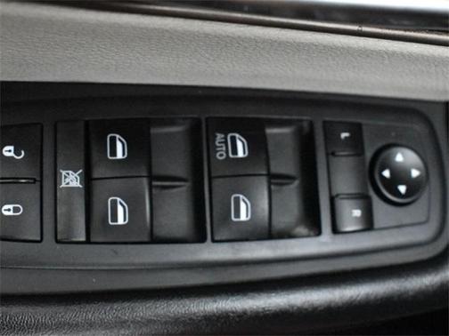 2021 Chrysler Voyager L