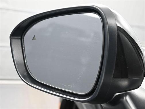 2025 Mitsubishi Outlander ES