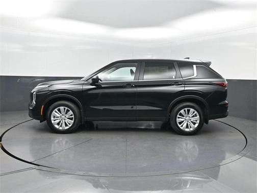 2025 Mitsubishi Outlander ES