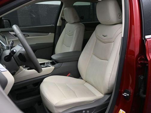 Infrared Tintcoat 2021 Cadillac XT5 Premium Luxury
