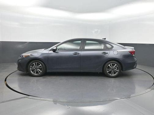 Gravity Gray 2024 Kia Forte LXS