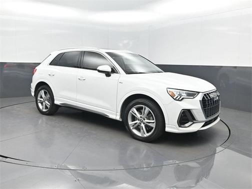 2019 Audi Q3 2.0T Premium Plus