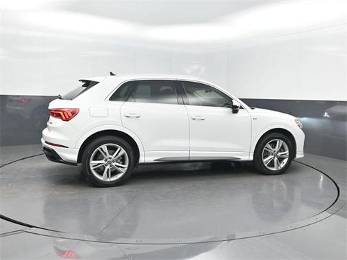 2019 Audi Q3 2.0T Premium Plus