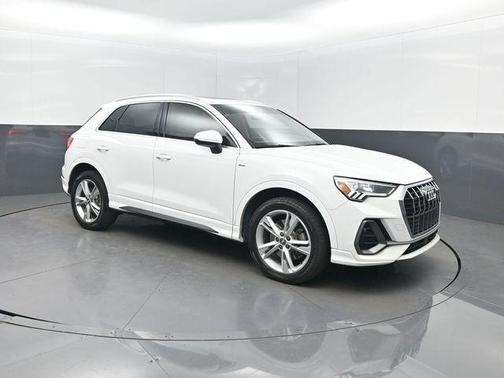 2019 Audi Q3 2.0T Premium Plus