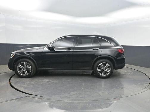 Black 2022 Mercedes-Benz GLC 300 Base