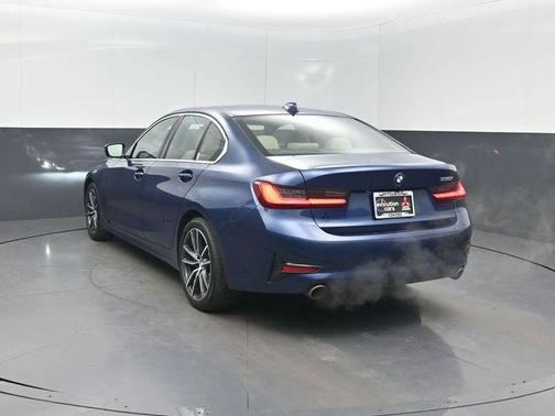 2021 BMW 330 i