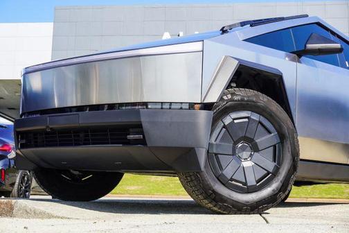 2024 Tesla Cybertruck Base