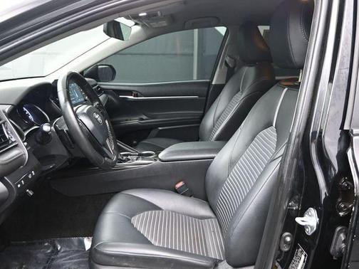 2023 Toyota Camry SE Nightshade