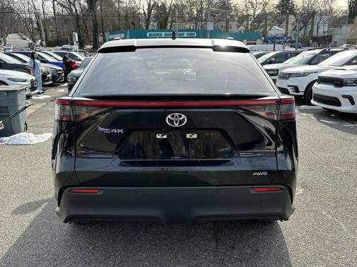 2023 Toyota bZ4X Limited