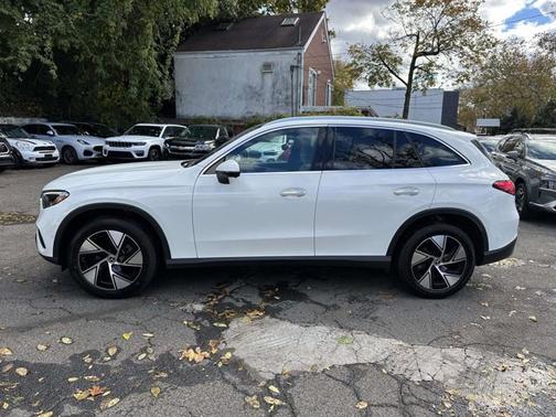 2024 Mercedes-Benz GLC 300 Base
