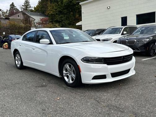 2022 Dodge Charger SE