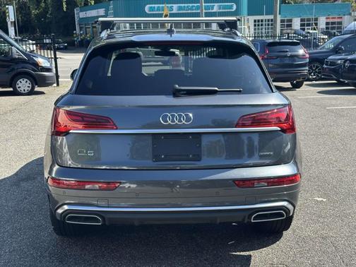 2023 Audi Q5 S line Premium Plus