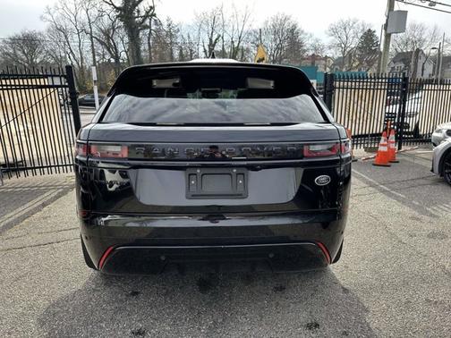 2022 Land Rover Range Rover Velar R-Dynamic S