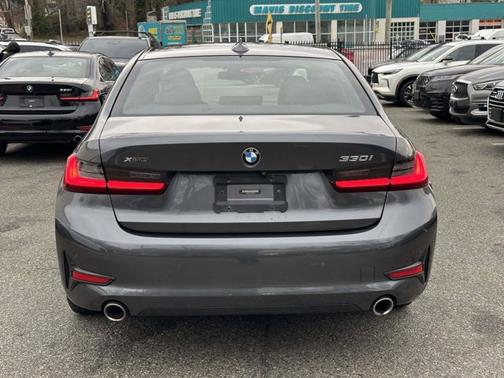 2020 BMW 330 i xDrive