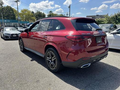 2024 Mercedes-Benz GLC 300 Base