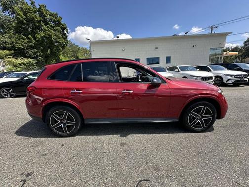 2024 Mercedes-Benz GLC 300 Base