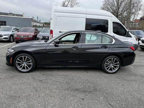 2020 BMW 330 i xDrive
