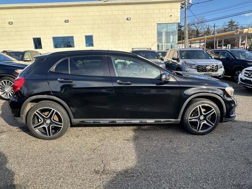 2017 Mercedes-Benz GLA 250 Base 4MATIC