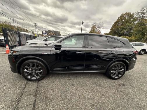 2023 Acura MDX w/A-Spec Package
