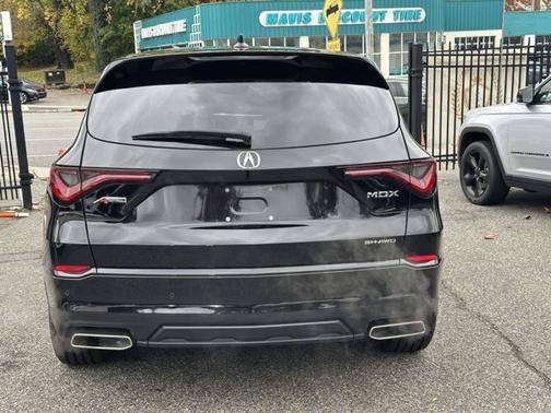 2023 Acura MDX w/A-Spec Package