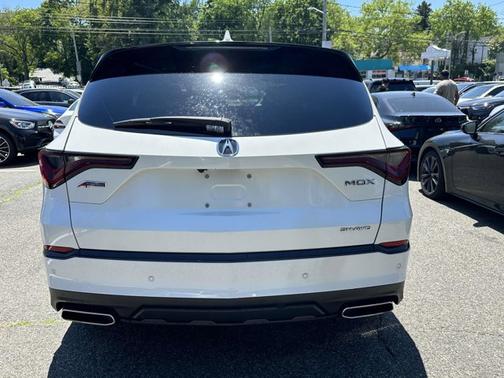 2022 Acura MDX w/A-Spec Package